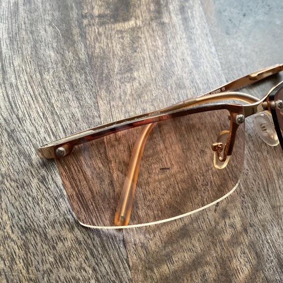 Women’s retro Polaroid UV400 rimless sunglasses Gold tan rectangular lightweight - Picture 2 of 9